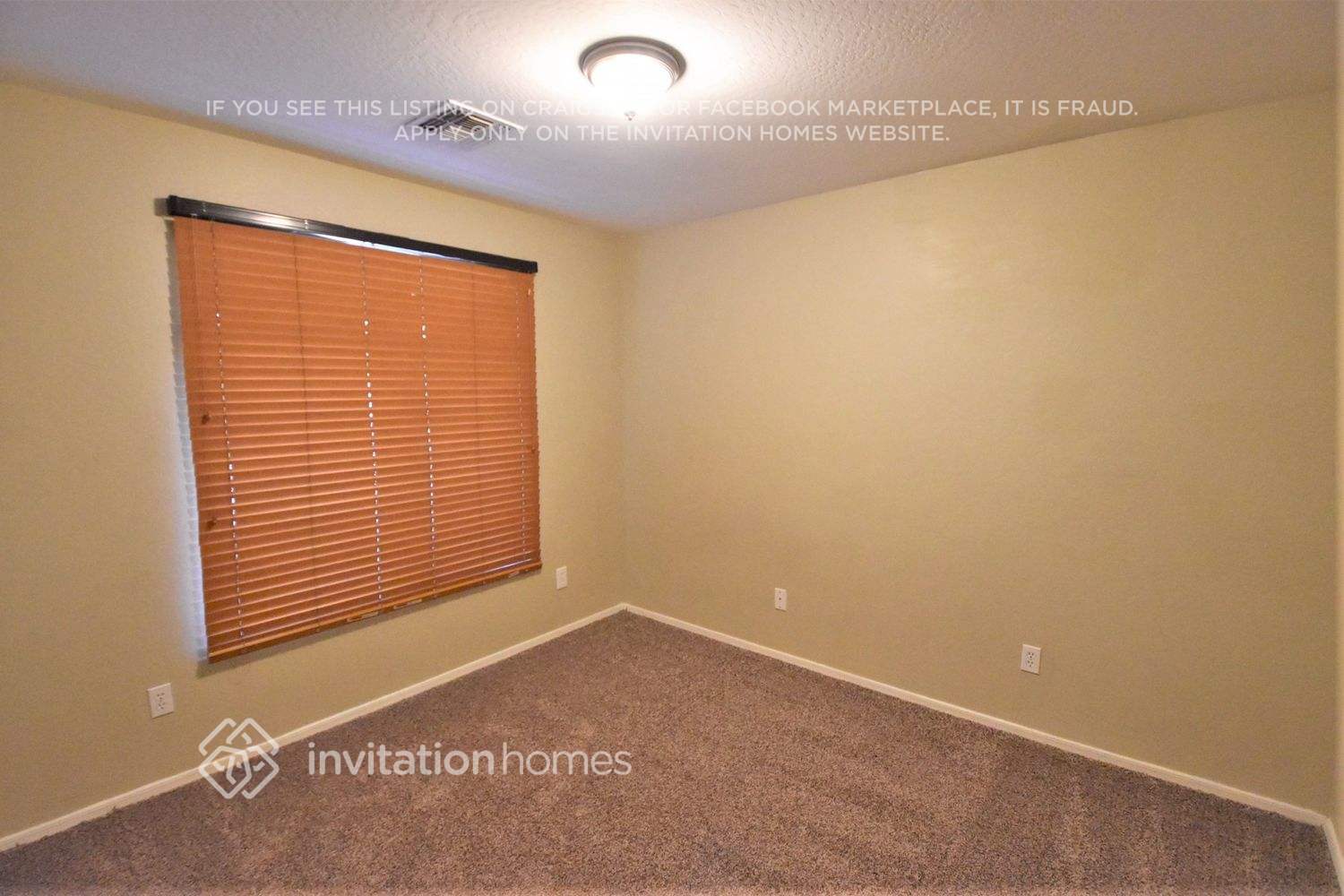 Building Photo - 10925 W Coolidge St