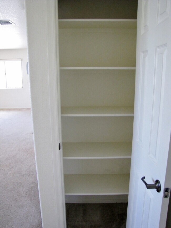 Building Photo - 2BR/2BA, 1024 sq.ft. condo in Sierra Vista, AZ