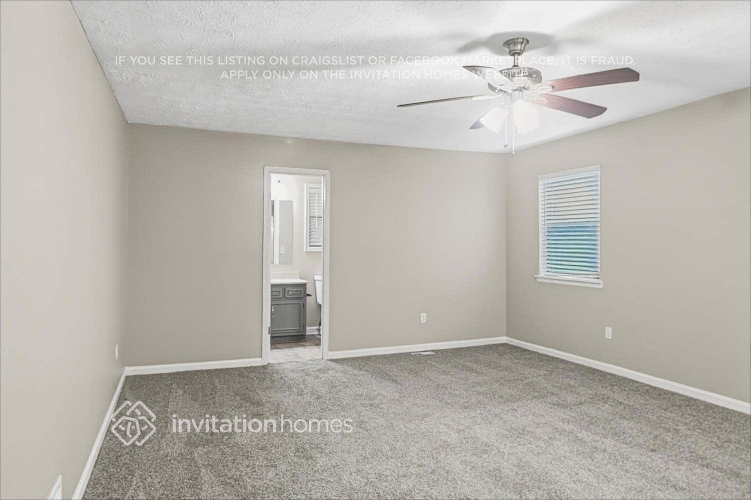 Building Photo - 6572 Oakwood Dr