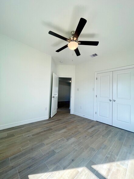 3rd Bedroom - 2507 Ave G