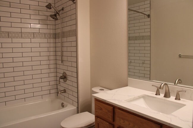 Building Photo - Spacious 2BR Home | Updated Finishes, Pool Access, 2-Car Garage