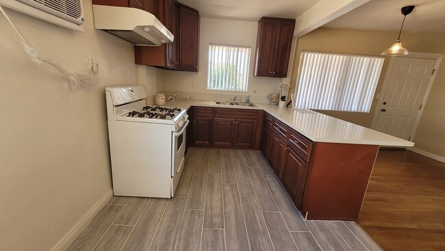 Building Photo - 7013 Coldwater Canyon Ave
