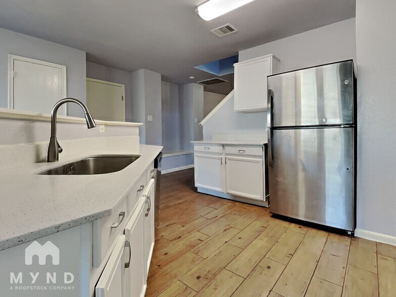 Building Photo - 20811 Bonham Park Ln