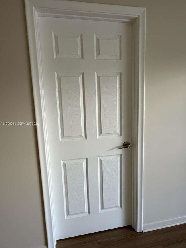 Building Photo - 1401 SW 128th Terrace