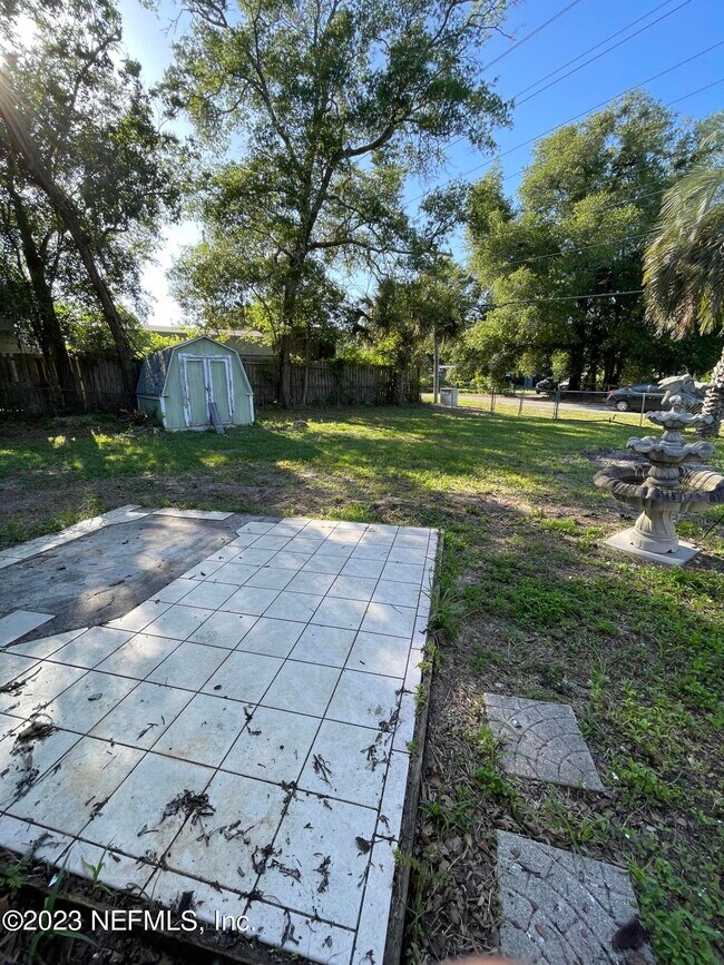 Building Photo - 3804 Bunnell Dr