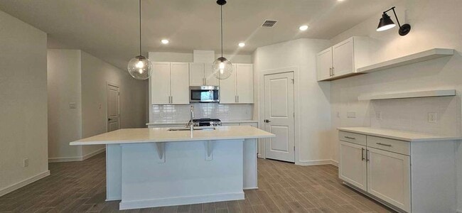 Building Photo - 8434 Tranquil Bay Ct