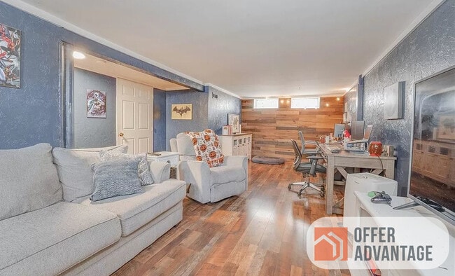 Building Photo - 1641 Douglas Rd