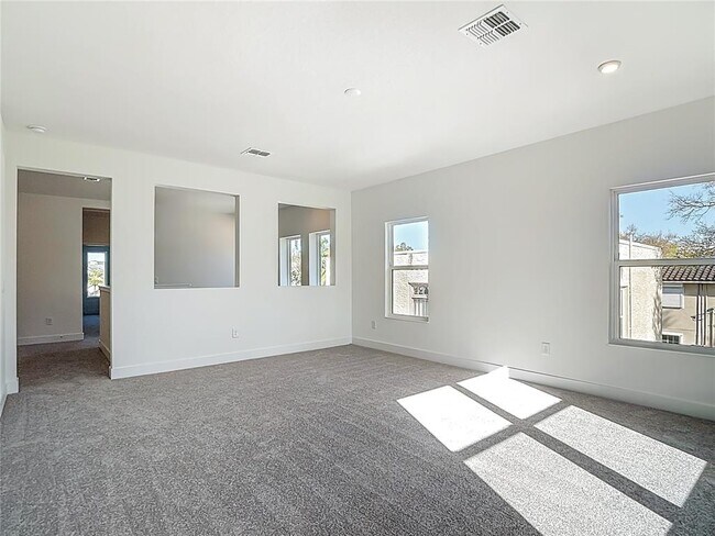 Building Photo - 410 S Westshore Blvd