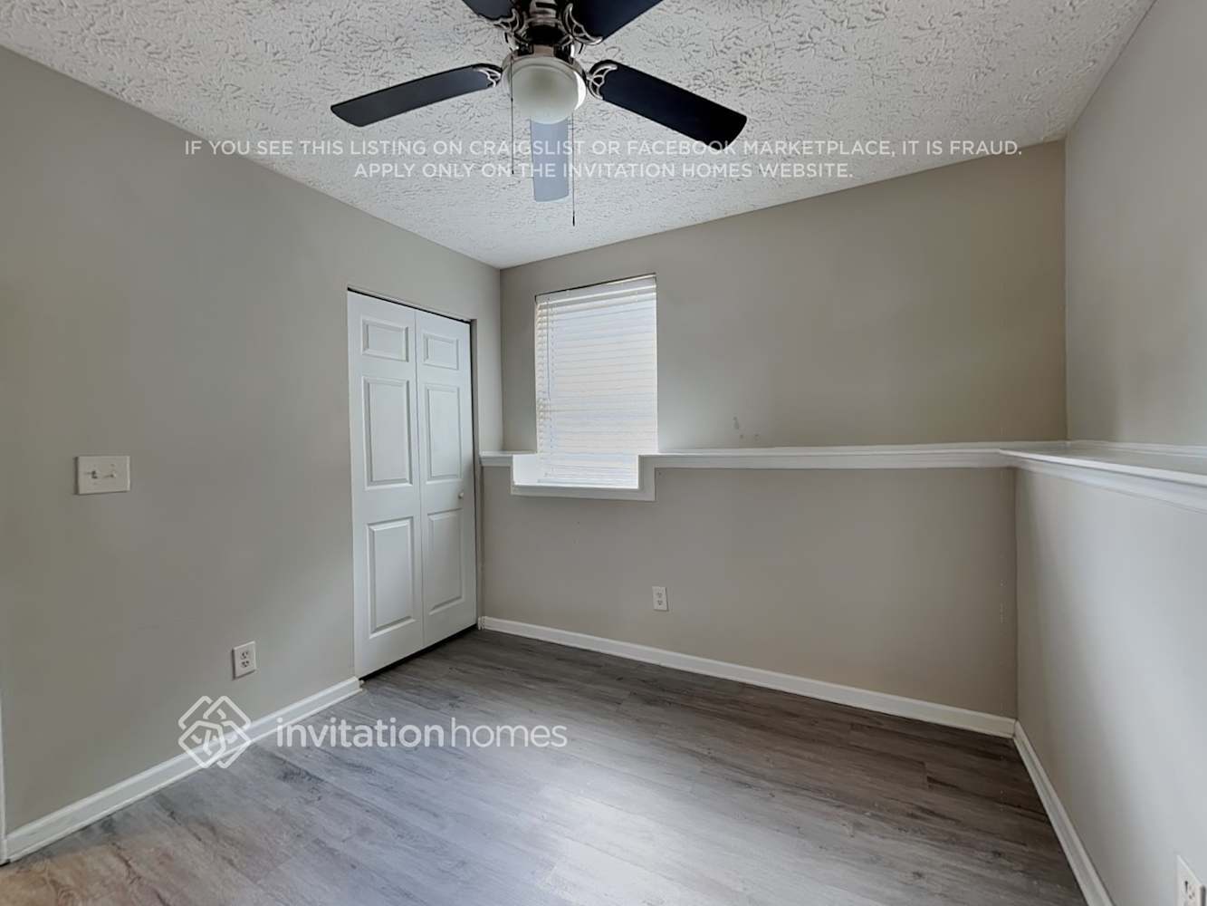 Building Photo - 1817 Elkpark Dr