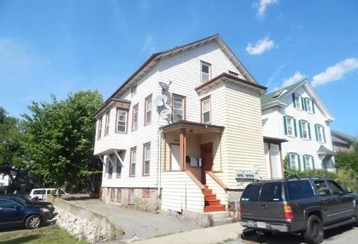 3 BR for rent - 266 Pine St