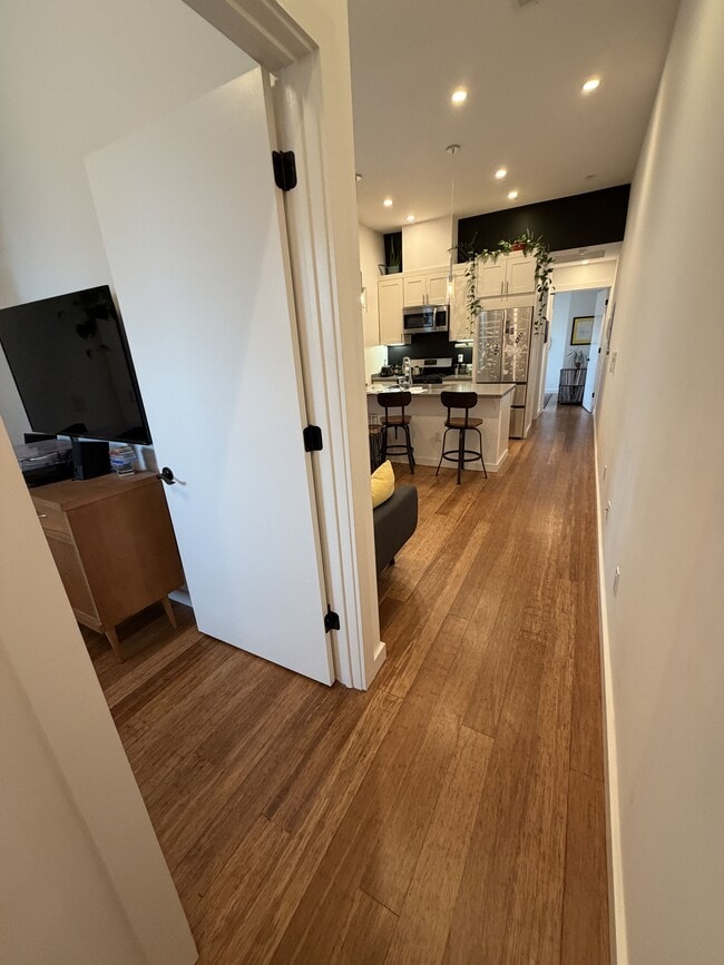 Building Photo - 1134 Foothill Blvd