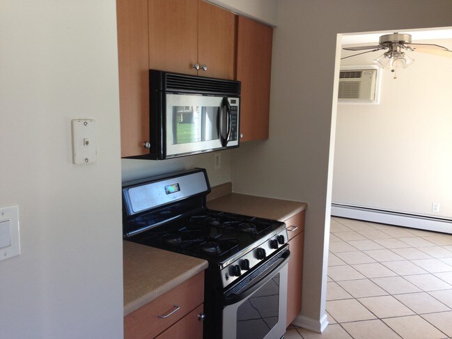 Building Photo - 8158 Durbin Terrace