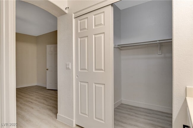 Building Photo - 7938 Angel Tree Ct