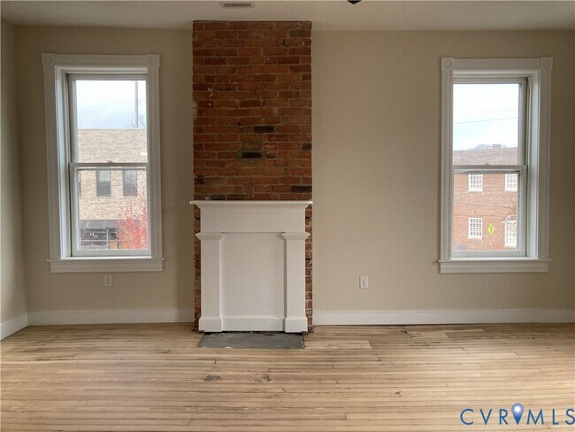 Building Photo - 618 N 25th St