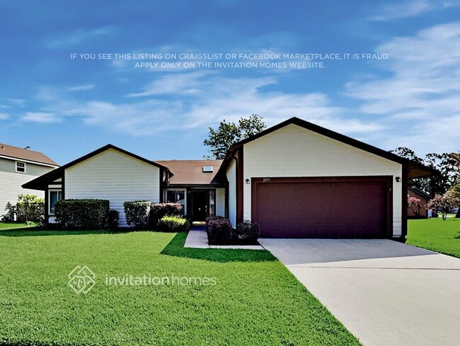 Building Photo - 2171 Aztec Dr W