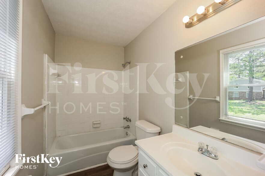 Building Photo - 7014 Vesta Brook Dr