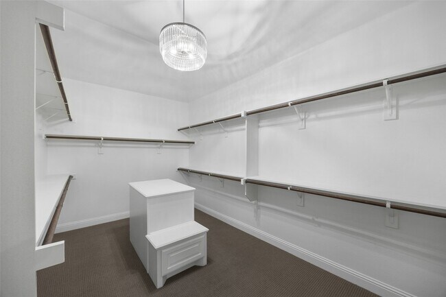 Building Photo - 4705 Fulbrook Dr