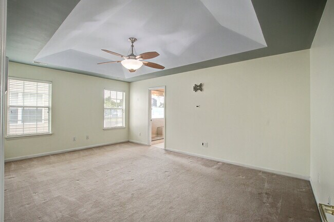 Building Photo - 5421 Red Tip Ln