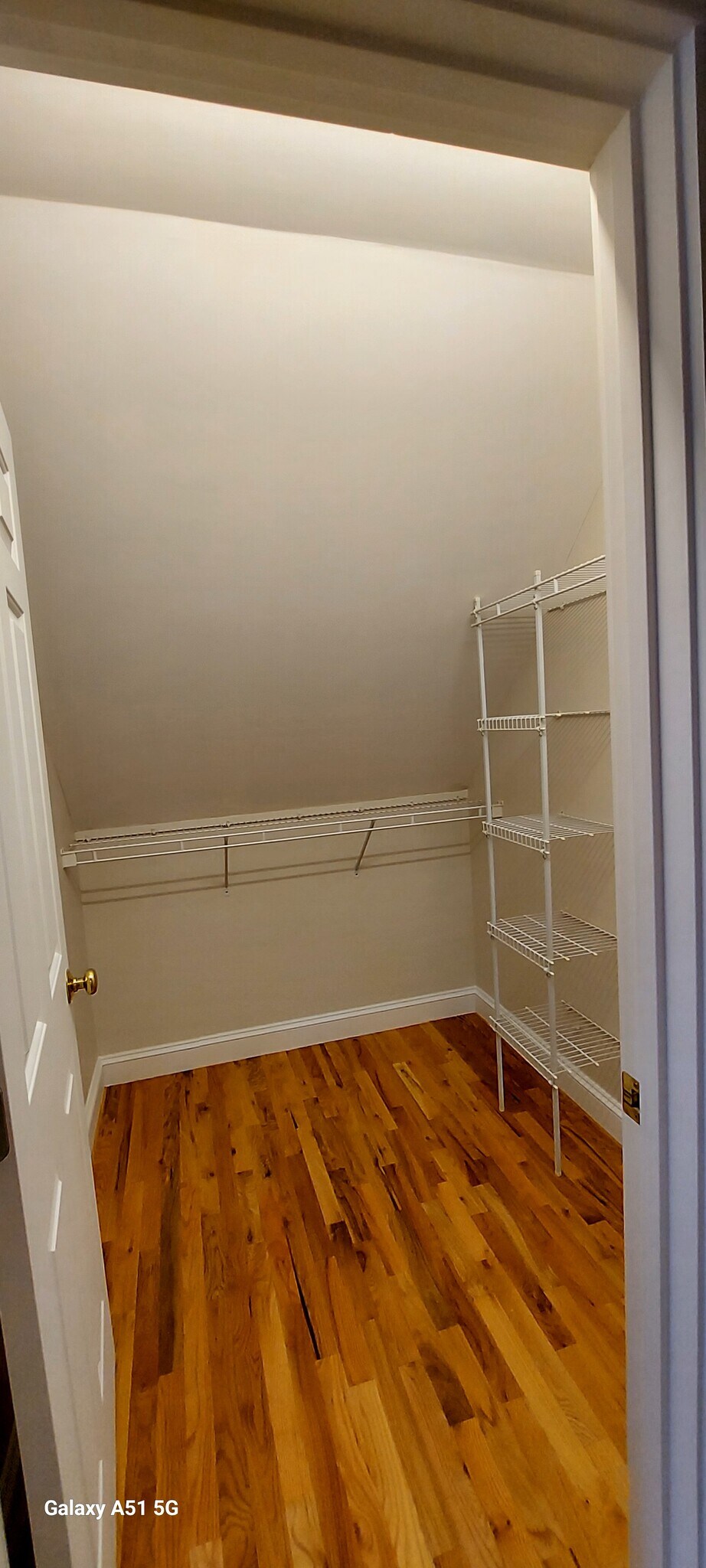 Walk In Closet - 36 Yale St