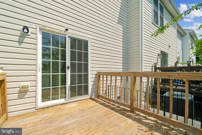 Building Photo - 1109 Pomelo Ct