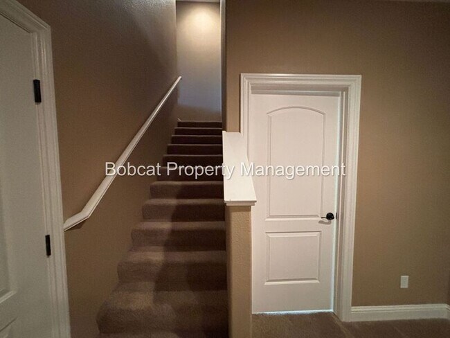 Building Photo - 1360 Turner Ct