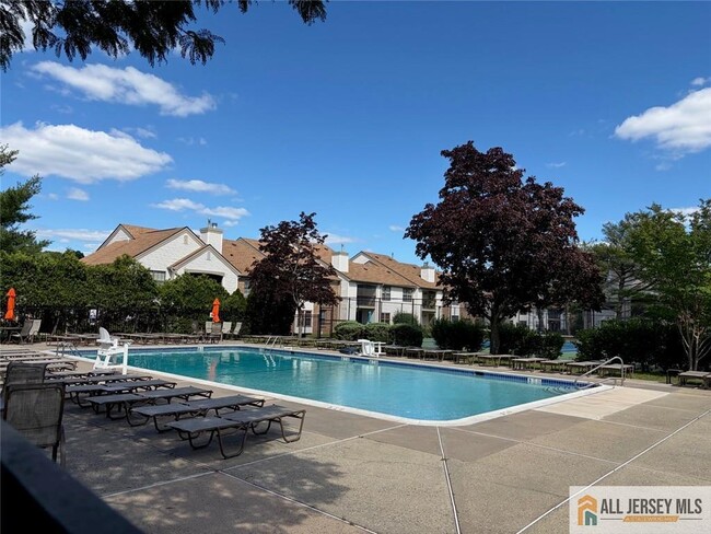 Building Photo - 601 Sunshine Ct