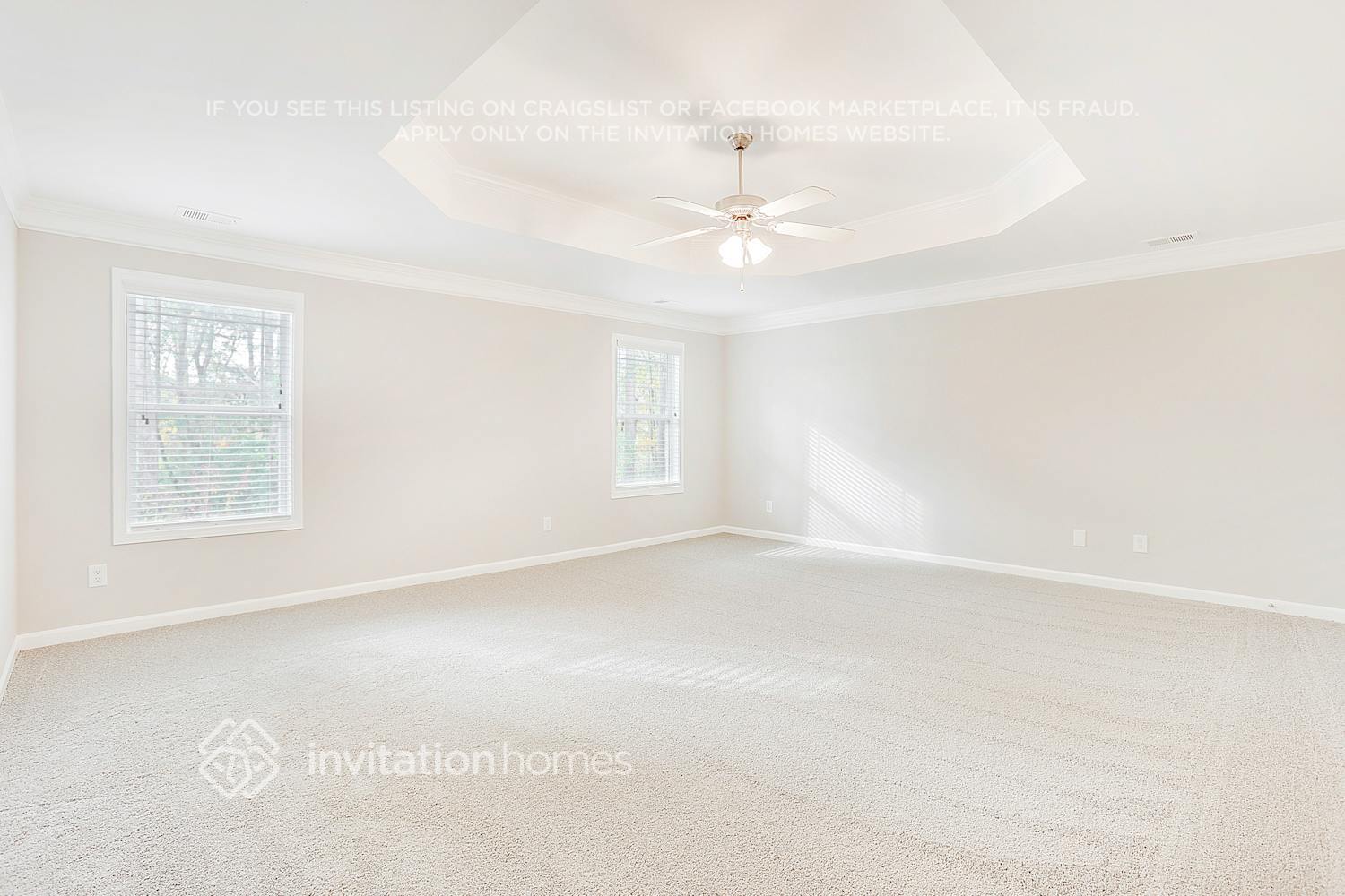 Building Photo - 702 Sycamore Dr