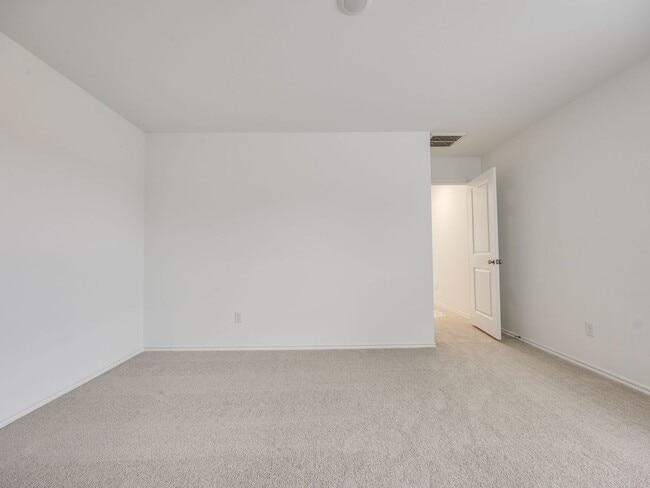 Building Photo - Brand New Home + 3 Bedrooms + All Appliances + Norman Schools