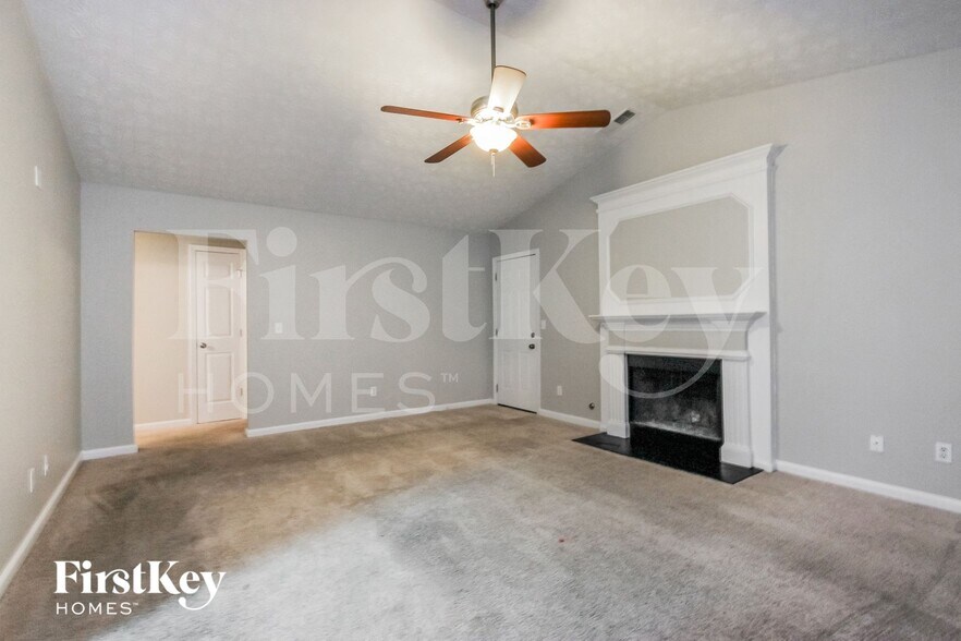 Building Photo - 3342 Crestview Ct