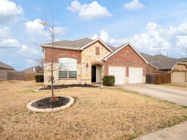 Primary Photo - 922 Honeywell Dr