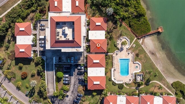 Building Photo - 6365 Bahia Del Mar Blvd S