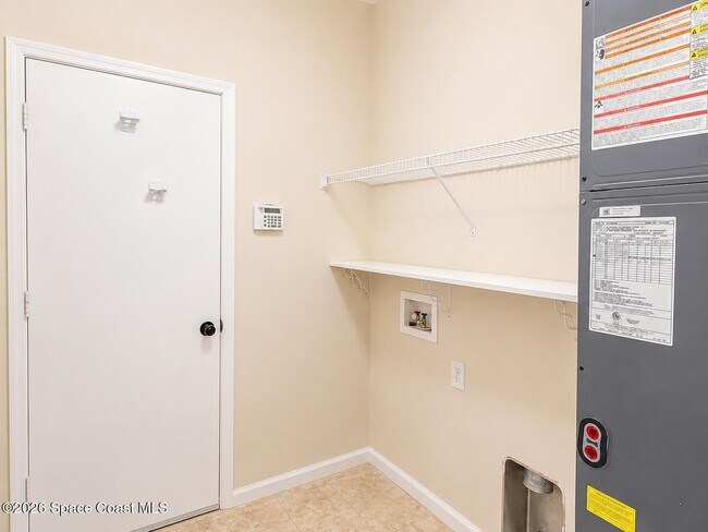 Building Photo - 4312 Collinwood Dr