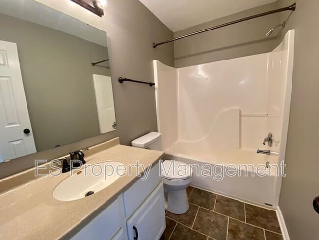 Building Photo - 6629 W Denton Dr