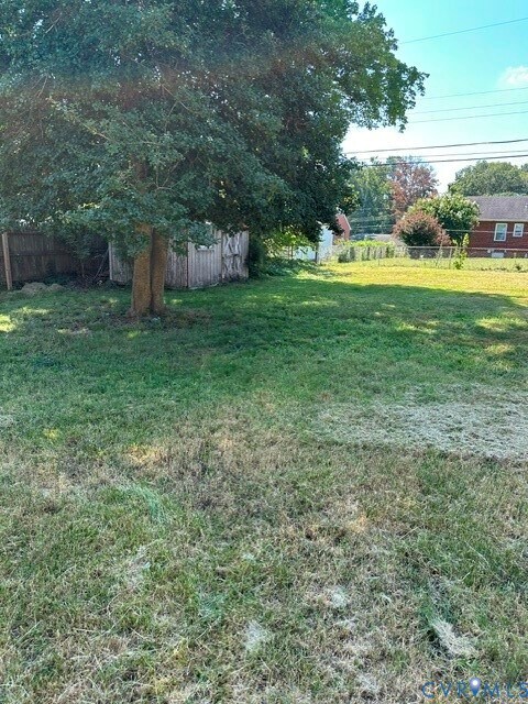 Building Photo - 3311 Lanceor Dr