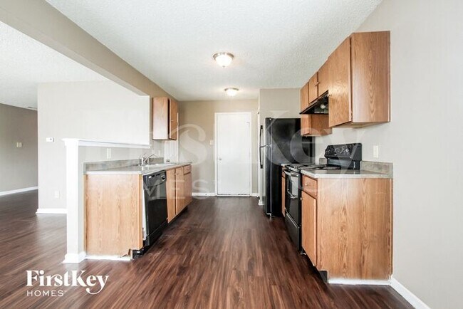 Building Photo - 7912 Puckett Ln