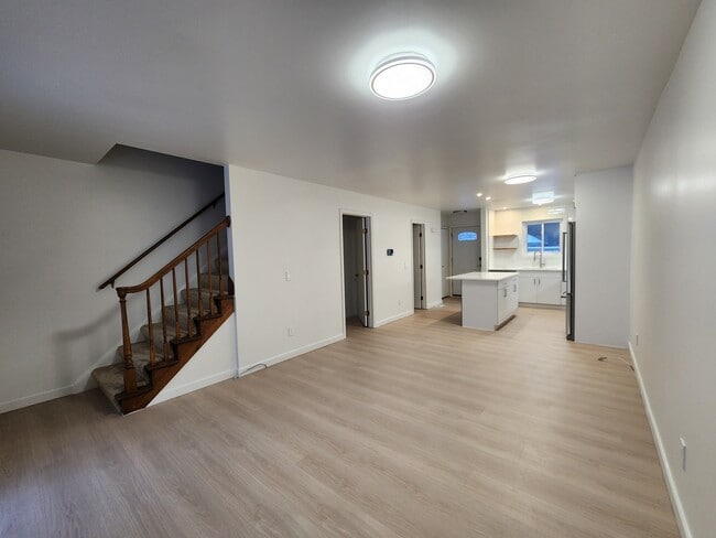 Building Photo - 5954 Village Dr