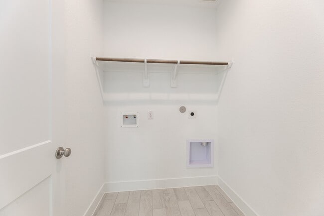 Building Photo - 4802 Seabourne Landing Dr