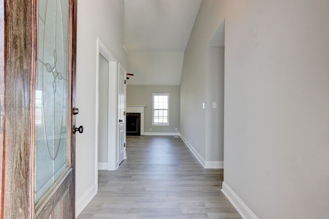 Building Photo - Bonus room is HUGE.  WOW