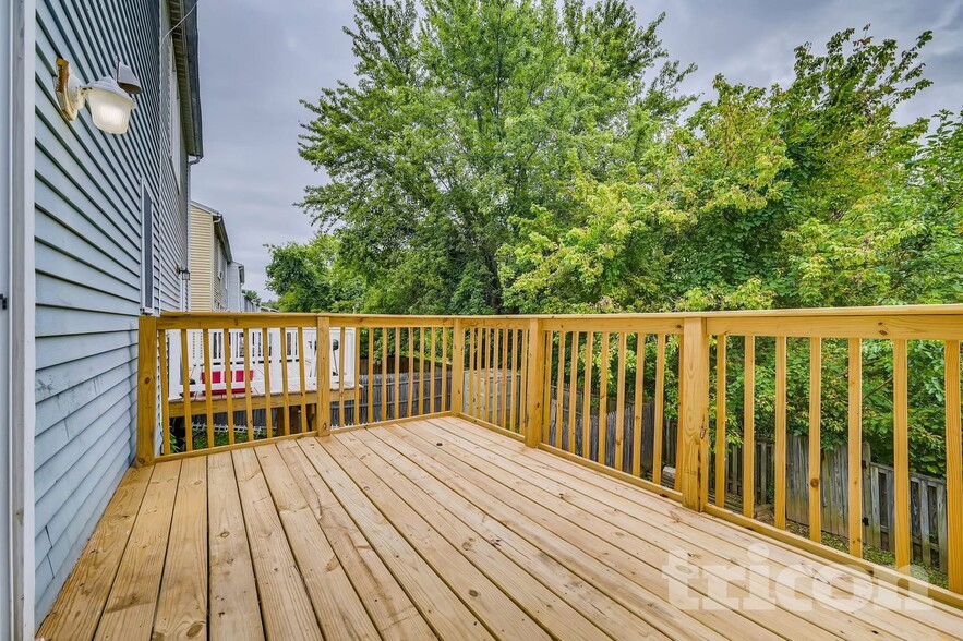 Building Photo - 13 Craftsman Ct