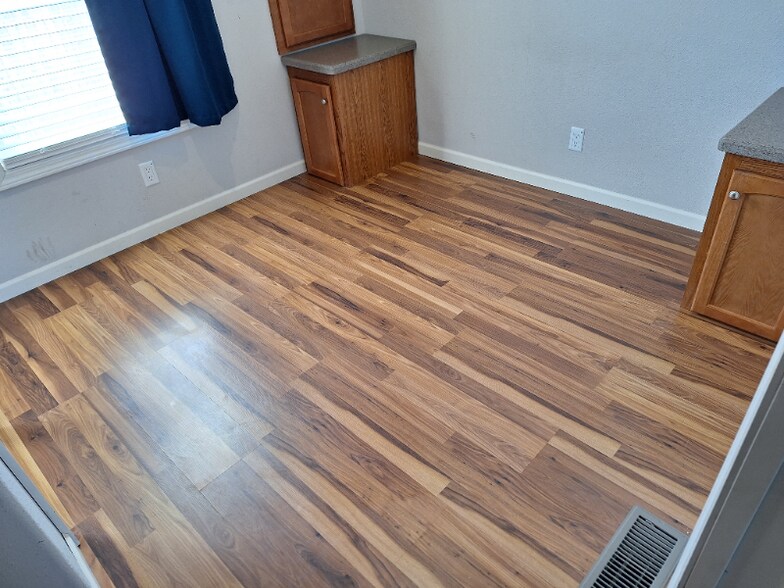 Building Photo - 3841 N Cascade Ave