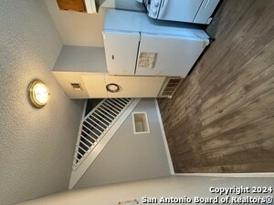 Building Photo - 512 Curtiss Ave