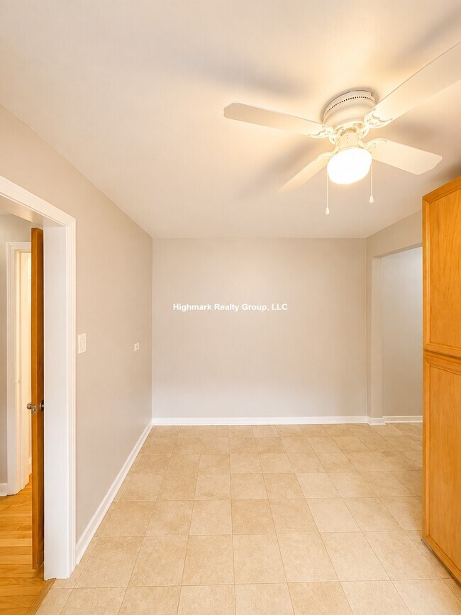 Building Photo - 8242 Kilpatrick Ave
