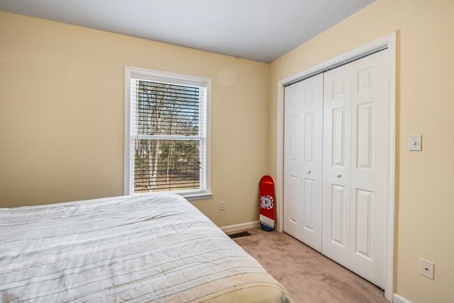 Building Photo - 2325 Rudder Ct