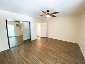 Building Photo - Charming 1-Bedroom Apartment with Modern U...