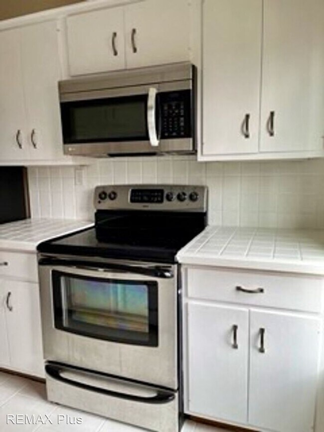 Building Photo - 3 br, 2.5 bath House - 519 Saint Davids Rd