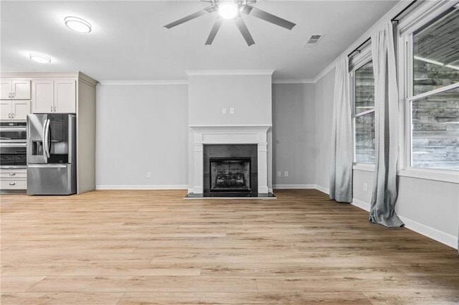 Building Photo - 421 Retreat Ln