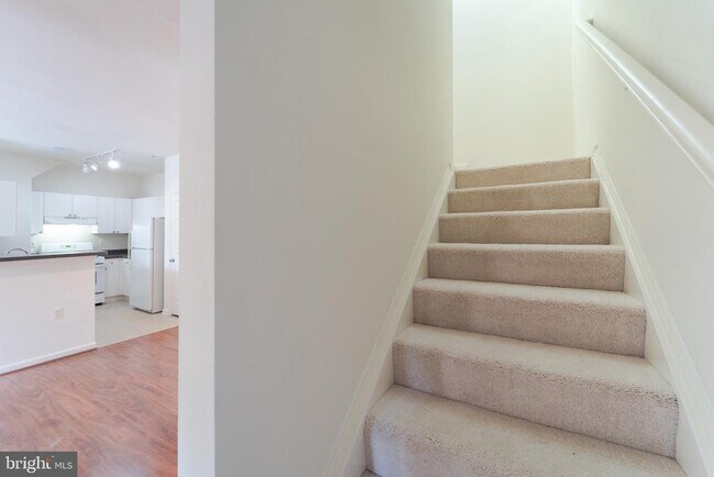 Building Photo - 11391 Aristotle Dr