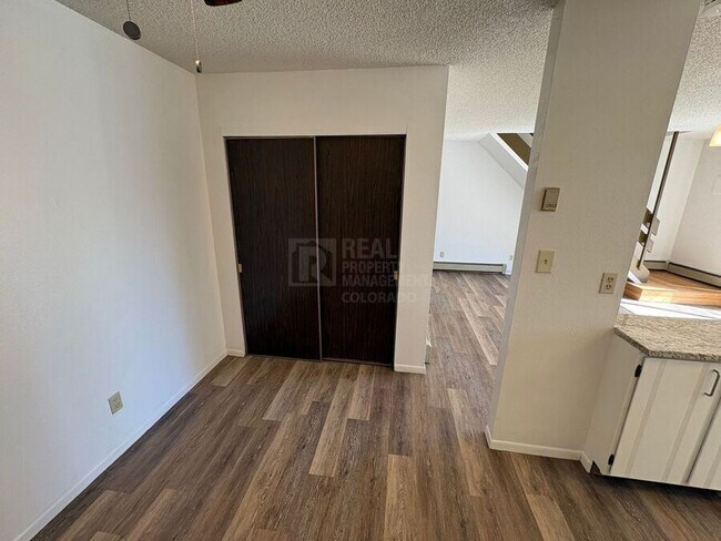 Building Photo - 1706 E 17th St