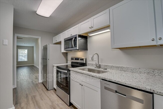 Building Photo - 1531 Abby Way