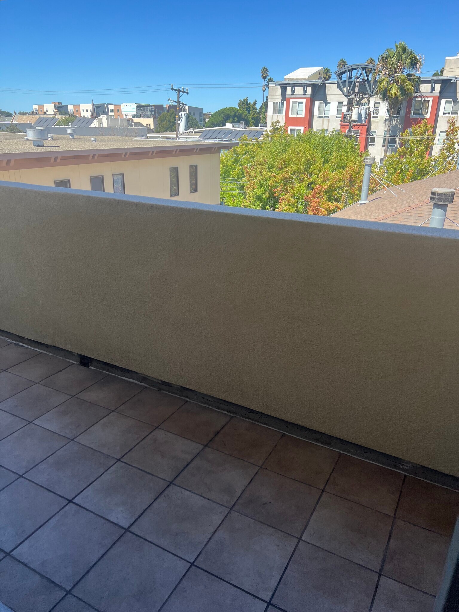 Building Photo - 425 28th St